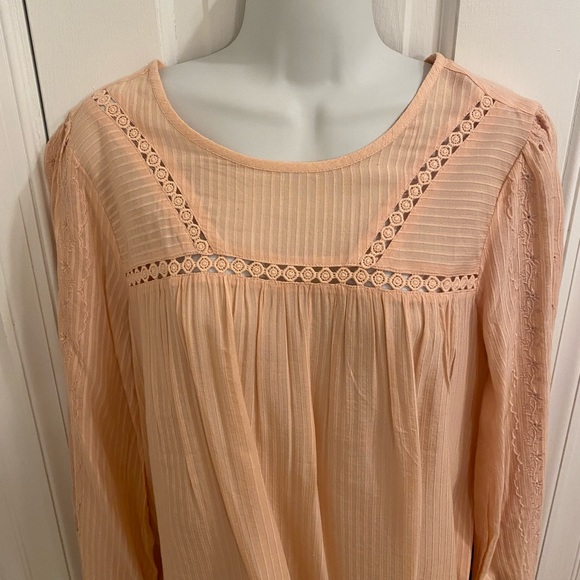 Peach top - Picture 2 of 7